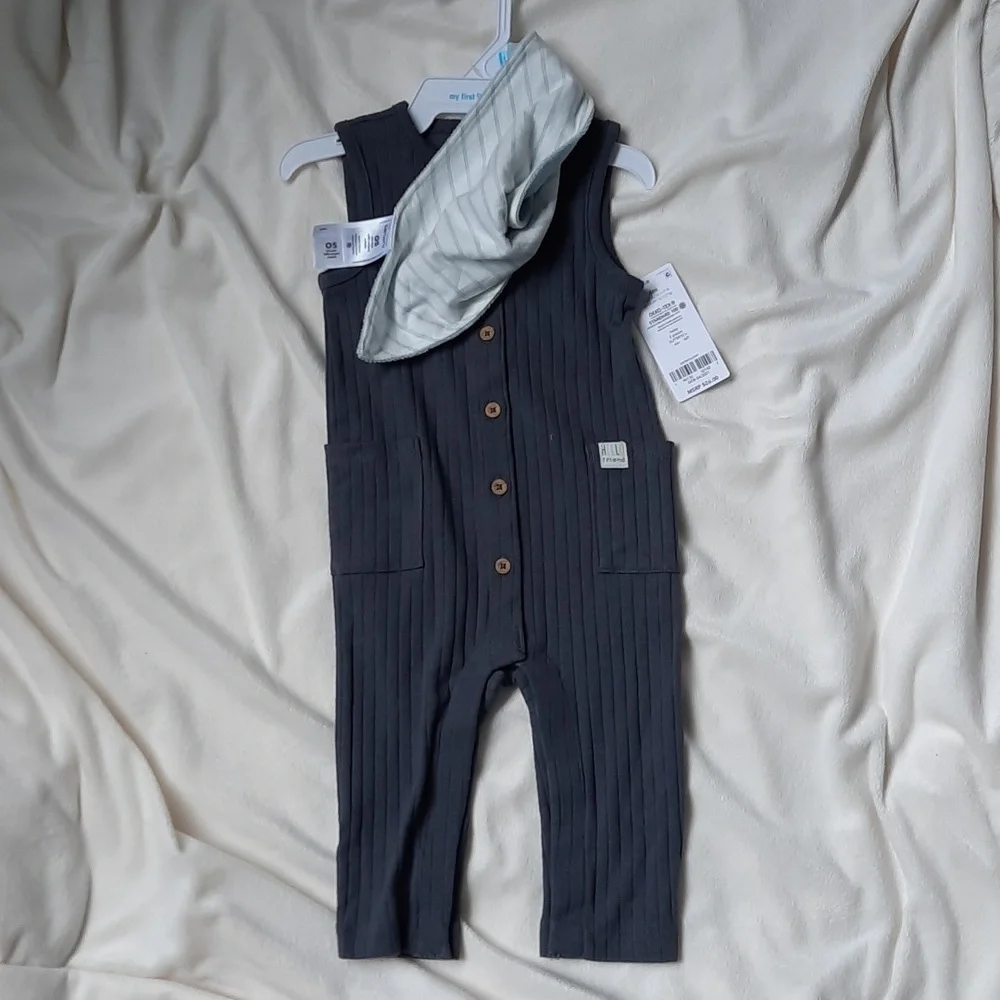 Carter's 2 piece jumpsuit and bandana bib set